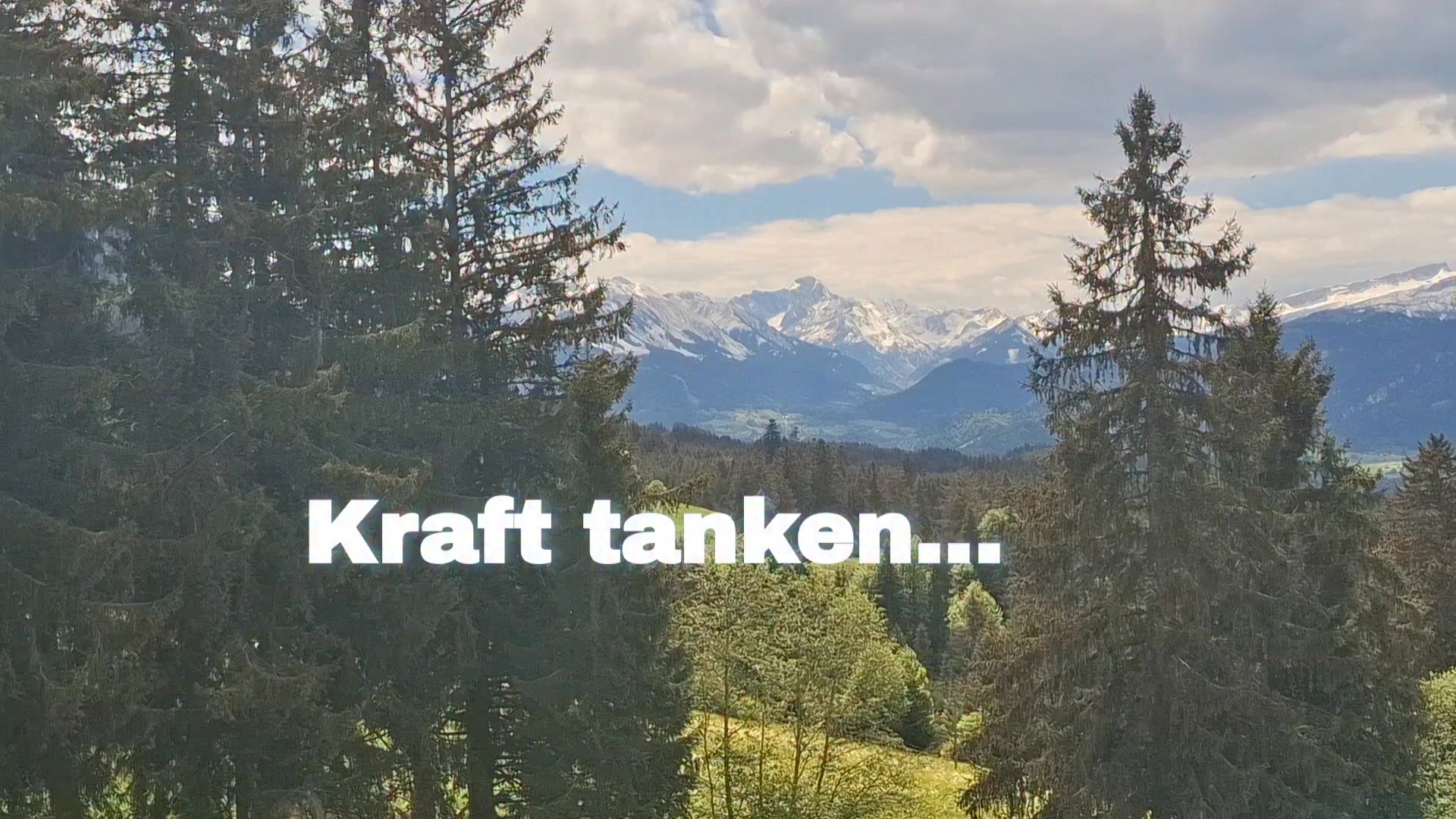 Manchmal braucht es nicht viel.

Ein Blick in die Weite.
Ein paar Minuten draußen.
Ein Moment ohne Ziel.

Kraft tanken darf einfach sein.

#Bergreiz #Allgäu #Naturwirkt #Krafttanken #PsychotherapieAllgäu