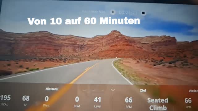 Von 10 auf 60 Minuten. ?‍♀️

Vor ein paar Wochen waren 10 Minuten auf dem Spinningrad schon ein kleiner Erfolg.
Heute sind es wieder 60.

Noch keine wilden Intervalle, keine Höchstleistungen – hauptsächlich ruhig im GA1- und GA2-Bereich mit der ICG T
