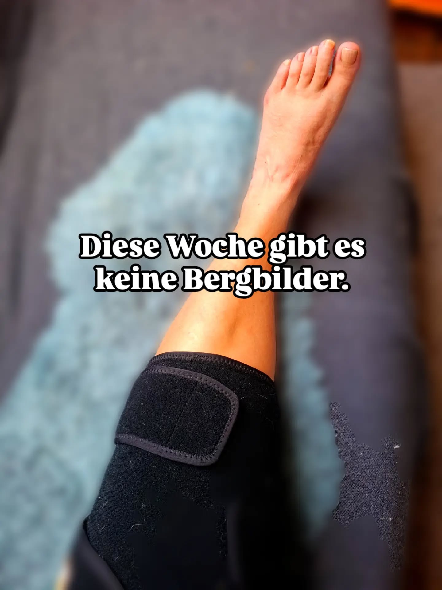 Eigentlich hätte ich diese Woche gerne Zeit in den Bergen verbracht.

Stattdessen braucht mein Knie gerade Ruhe.

Natürlich fällt mir das nicht leicht.

Aber genau das vermittle ich auch meinen Klientinnen und Klienten:

Den eigenen Körper ernst zu n