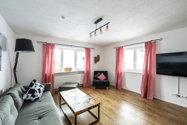 Wohnzimmer der Ferienwohnung Silberdistel für Familien in Obermaiselstein 