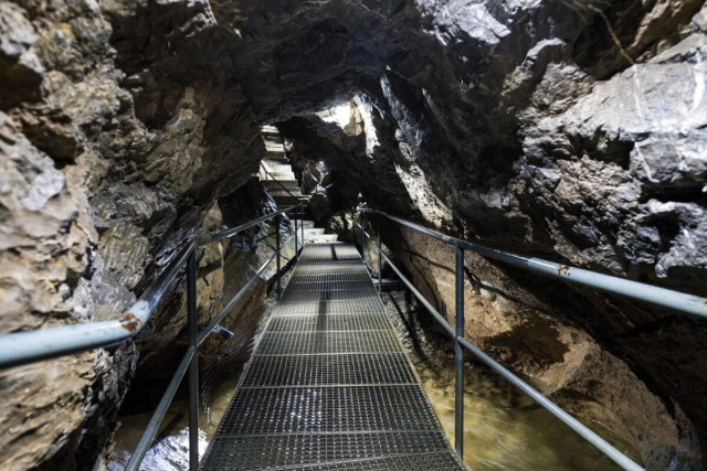 eine der schönsten Sehenswürdigkeiten im Allgäu: Sturmannshöhle in Obermaiselstein 