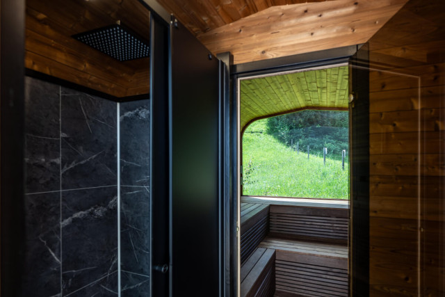 Moderner kleiner Wellnessbereich der Ferienwohnung in Obermaiselstein