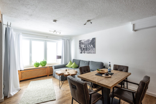 Wohn- und Essbereich der familienfreundlichen Ferienwohnung Besler 
