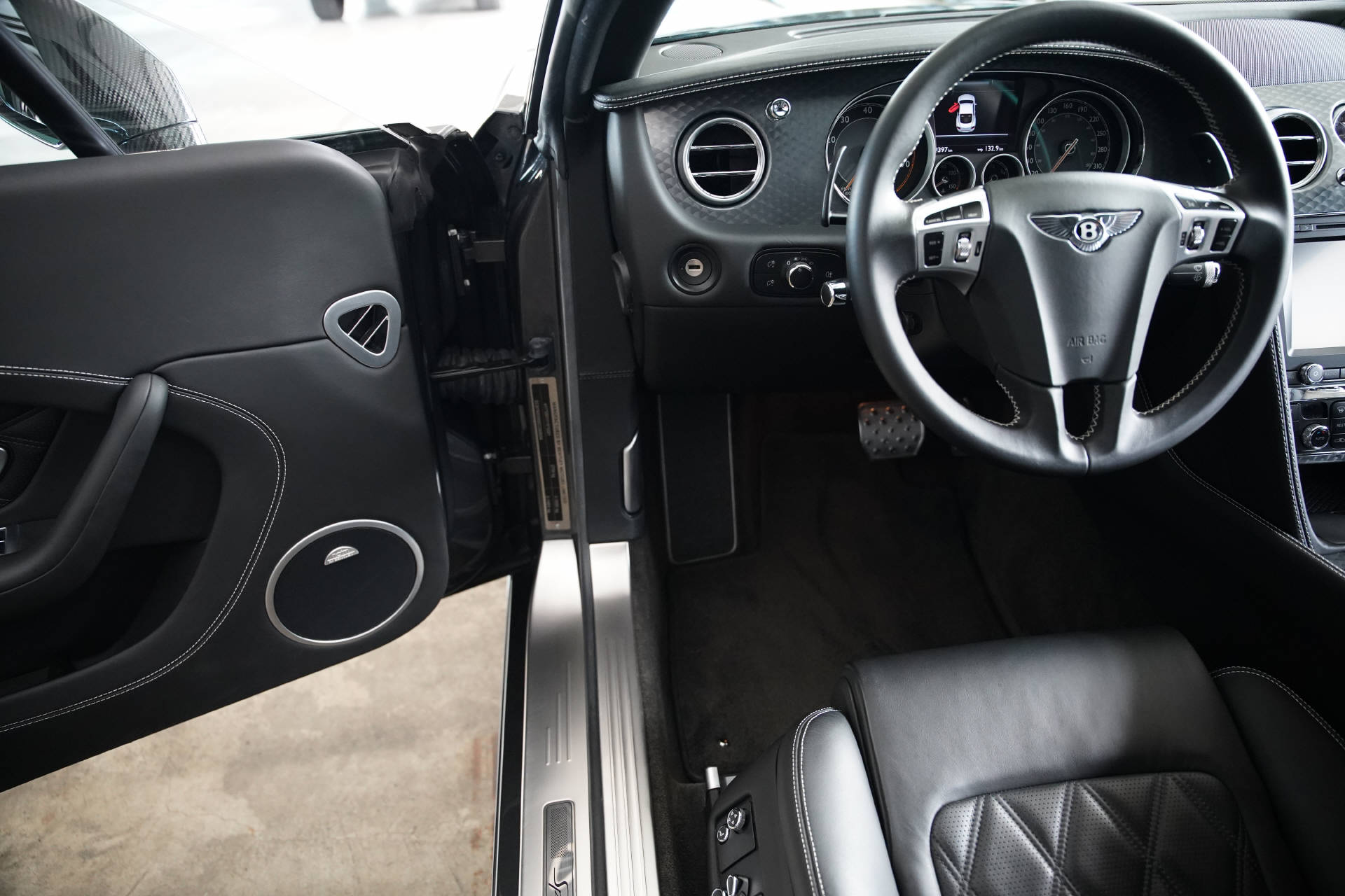 car-pic
