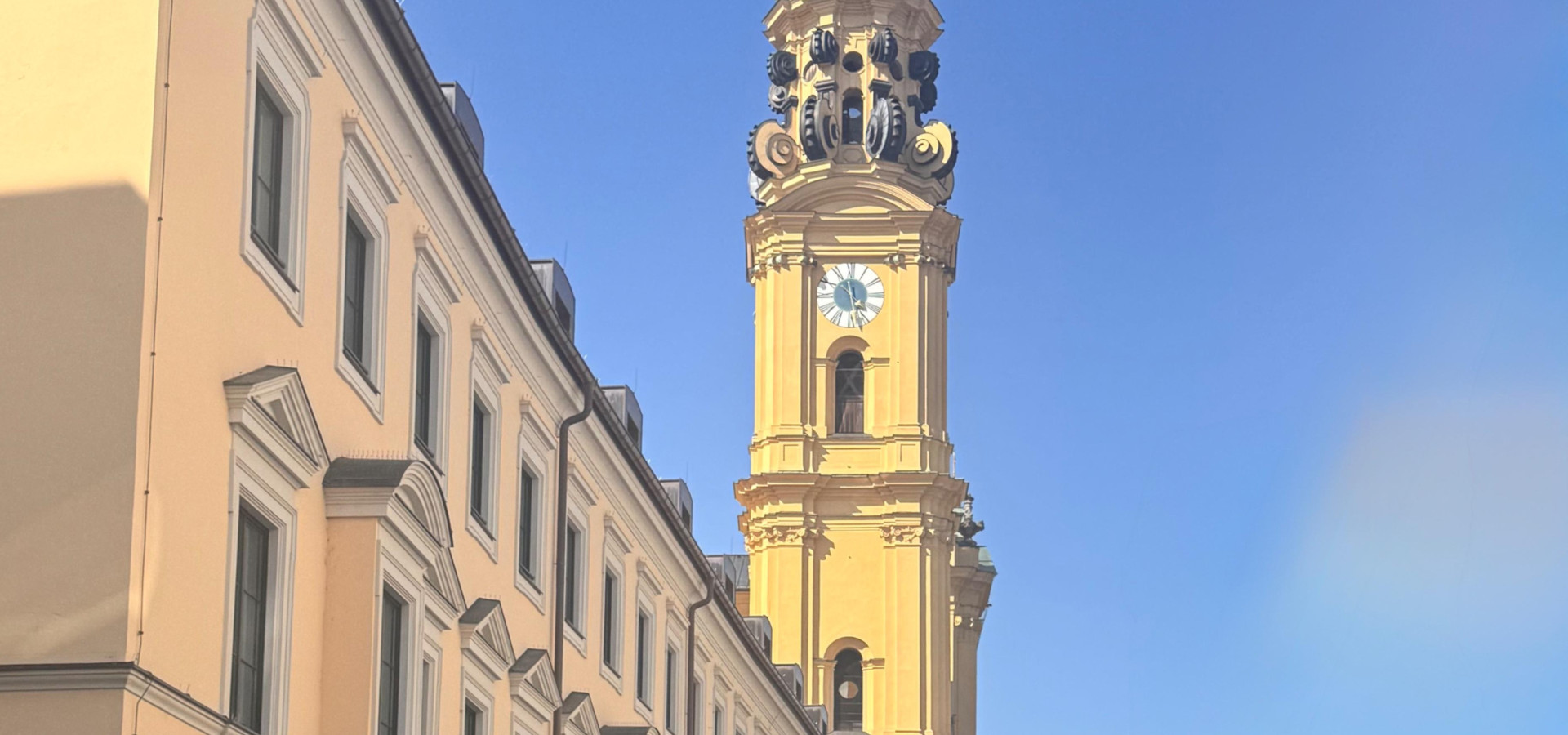 Immobilienexpertin und Immobilienmaklerin 