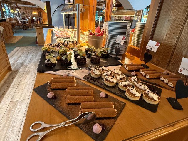 Alte Krone Buffet