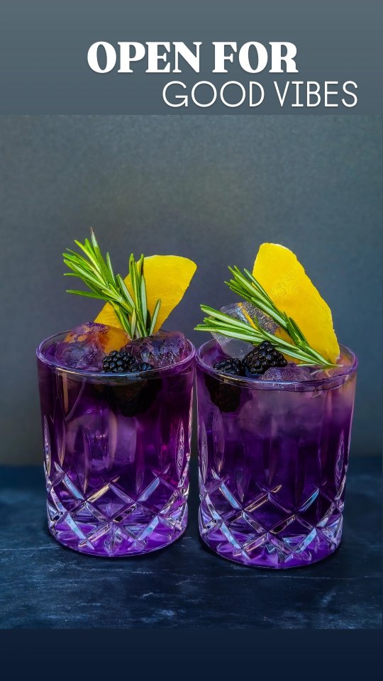 Unser wunderschöner Lipp Garten ist ready für sonnige Tage ☀️
Coole Drinks, gemütliche Lounges, gute Gespräche und die perfekte Stimmung zum Abschalten. ?

Ob nach der Arbeit oder mit Freunden am Wochenende – bei uns genießt ihr den Sommer von seiner