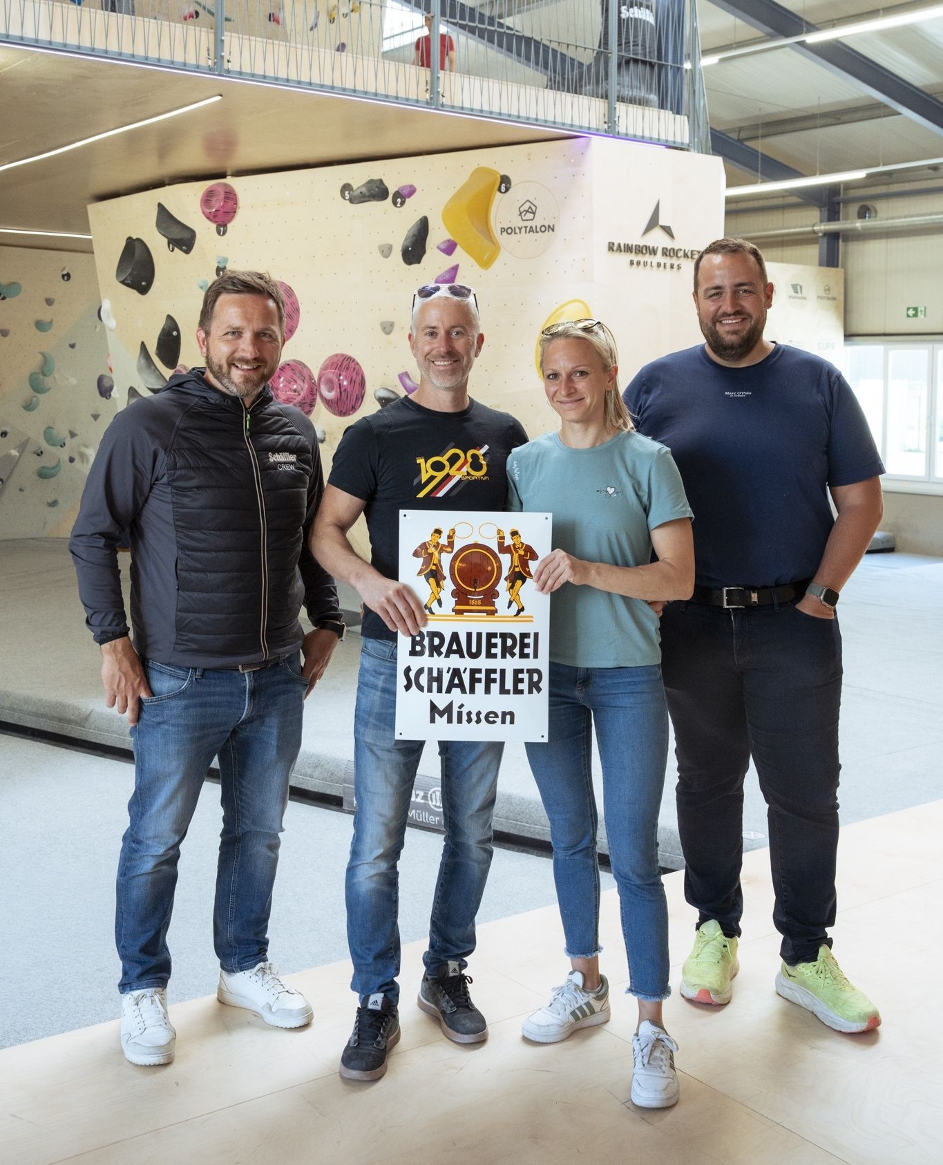 Schäffler X Rainbow Rocket Boulders ??‍♂️⁠
⁠
Seit September haben Christian und Raisa mit unglaublich viel Herzblut aus einer ehemaligen Halle etwas richtig Besonderes geschaffen:⁠
die erste reine Boulderhalle im Oberallgäu.⁠
⁠
Mit dem Rainbow Rocket