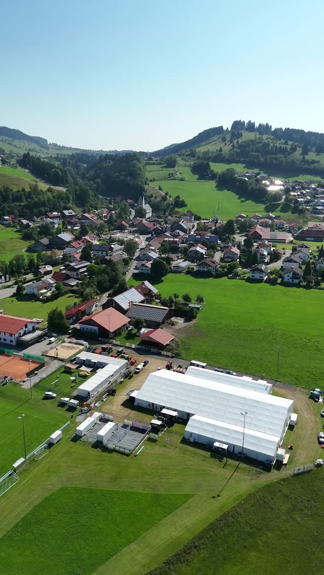 Hauchenbergringtreffen Missen 2026 ??⁠
⁠
Von heute bis Sonntag dem 02.08. ist wieder das Hauchenbergringtreffen. ⁠
Dieses mal in Missen. ⁠
Uns freut es riesig als Braurerei vor Ort mit dabei zu sein.⁠
⁠
Heute Abend geht’s los:⁠
Ab 19 Uhr startet der 
