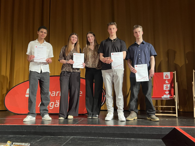 BWR-Schüler erfolgreich beim Planspiel Börse der Sparkasse