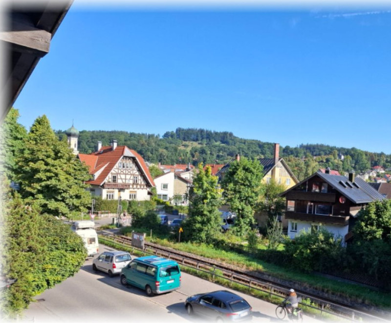 Charmantes 2–3 Familienhaus mit großem Garten in Immenstadt – viel Potenzial!