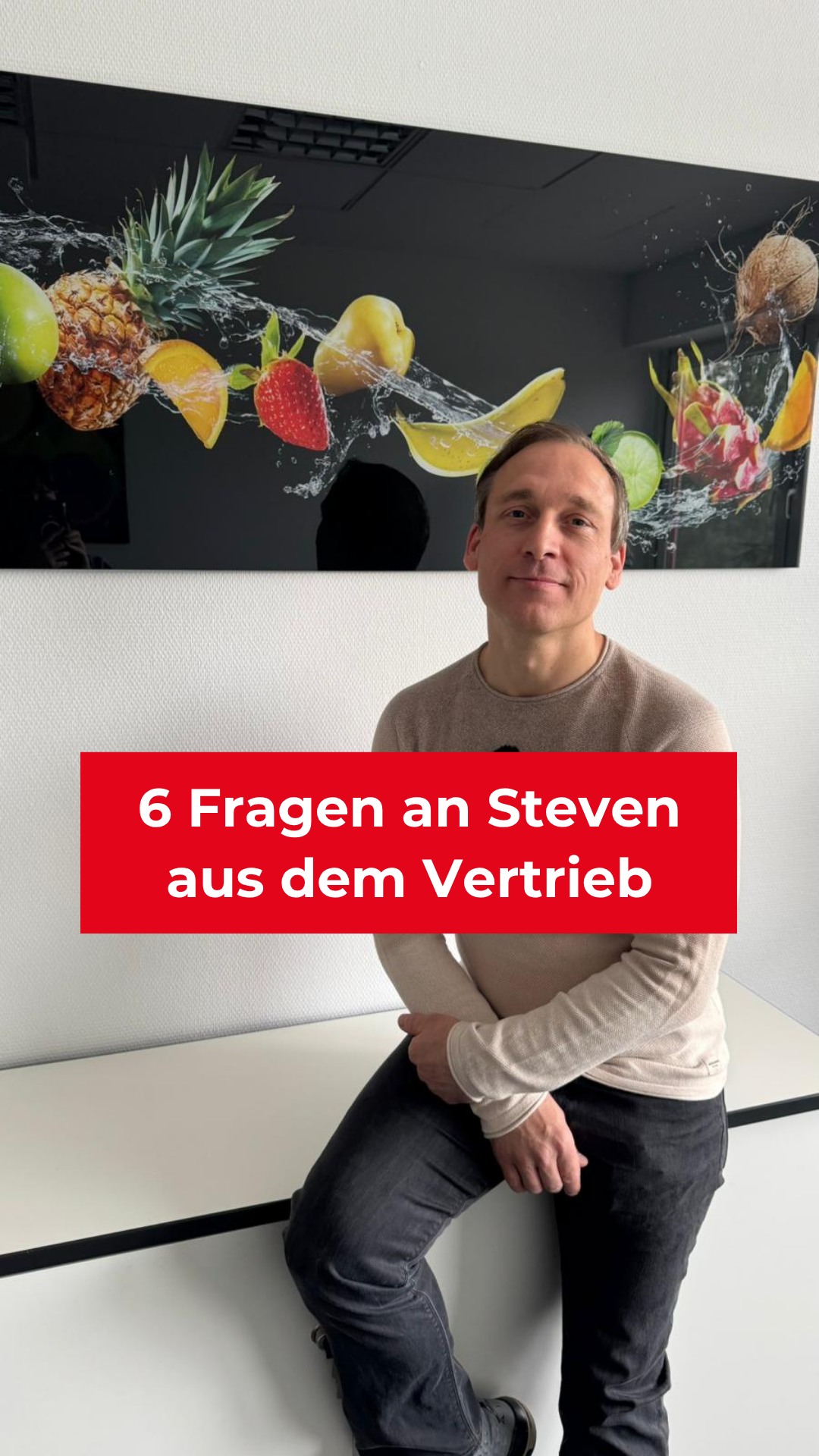 Eine Minute mit Steven aus dem Vertrieb ?
Sechs Fragen und null Zeit zum Nachdenken. Ihr lernt die Leute kennen, die hinter unserer Firma stecken. Heute: Steven aus dem Vertrieb 

Was ist sein Lieblingsprodukt? Welche ist die beste Schicht? Und was m