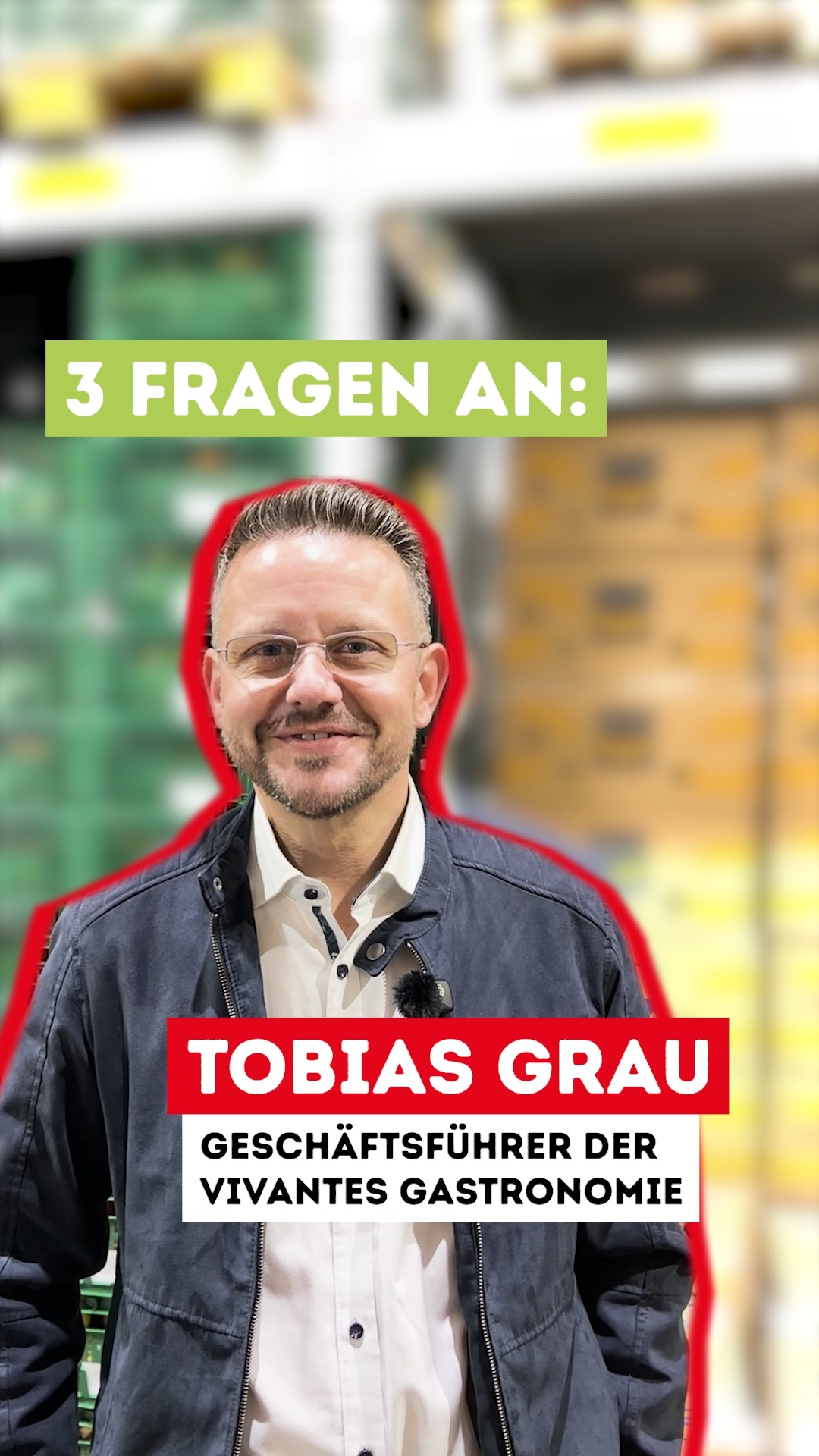 Tobias Grau, Geschäftsführer der Vivantes Gastronomie war bei uns zu Gast und hat drei Fragen zum Thema Gemeinschaftsverpflegung beantwortet. 

Er erzählt von Herausforderungen in der Gemeinschaftsverpflegung und welches Gericht in den Vivantes Bistr